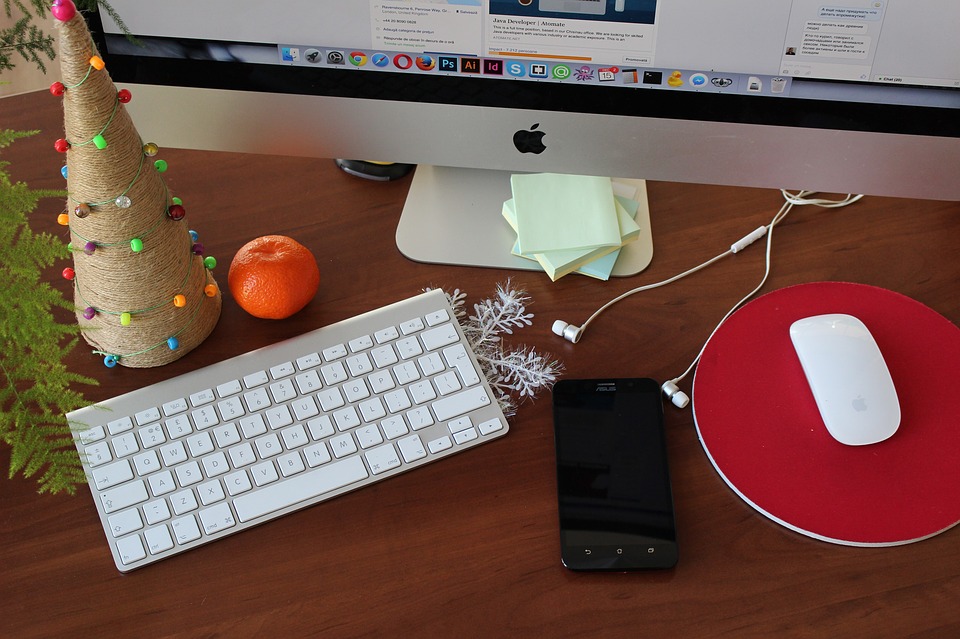 Office desk Christmas feel